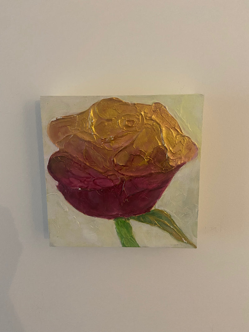 Golden rosé