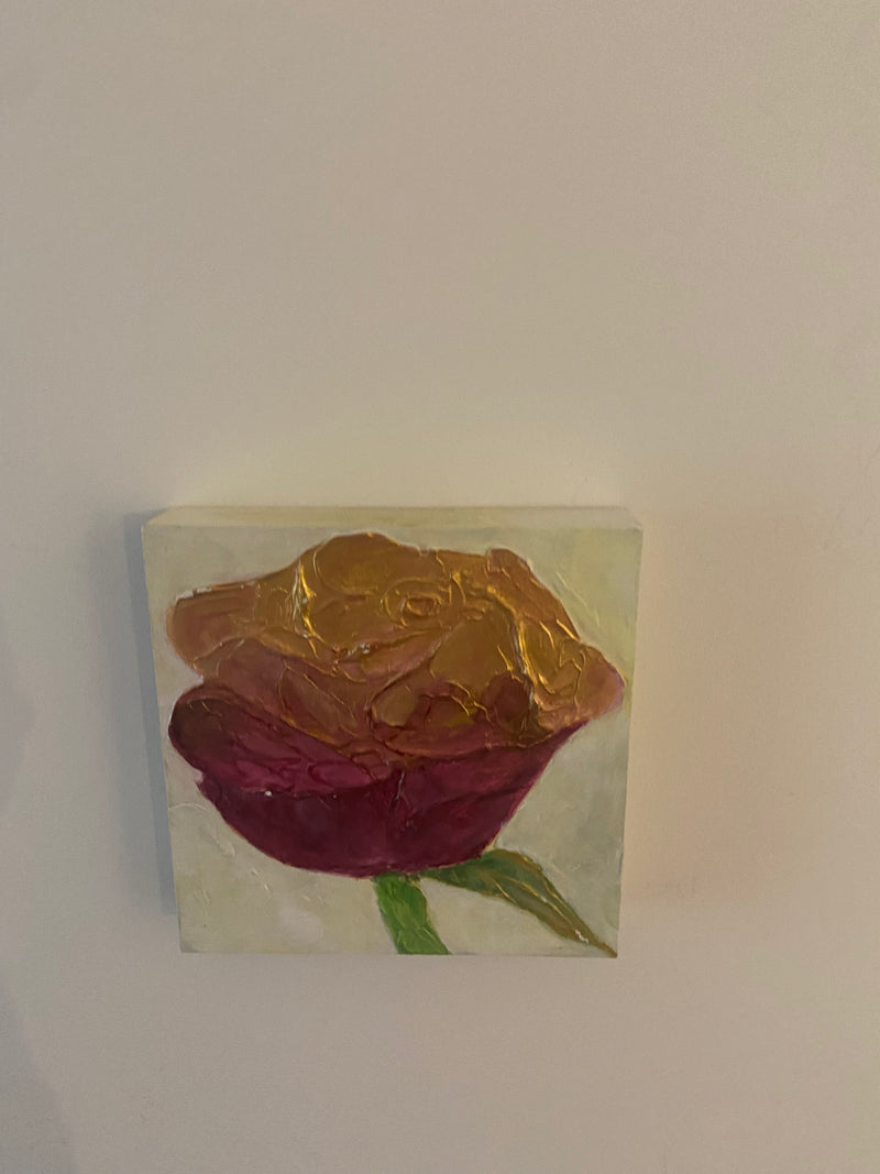 Golden rosé